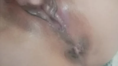 二胎人妻母狗被网调手淫