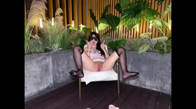 [原创]调教小母狗户外自慰爆操后入太兴奋了就喜欢被别人看着